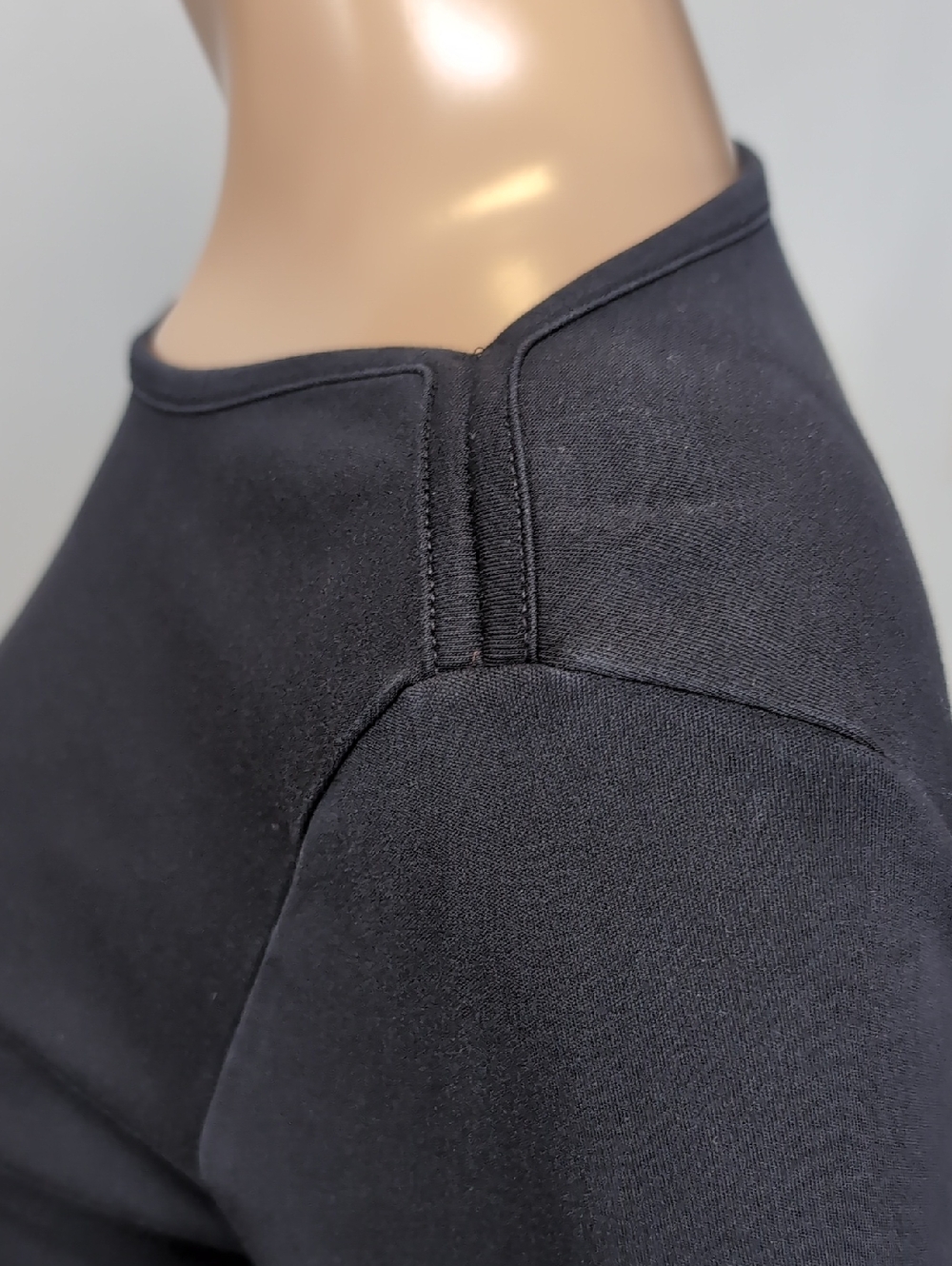 LL Bean Womens Supima Cotton Tee Long Sleeve Boat Neck Tshirt Black Size Medium - Picture 5 of 10